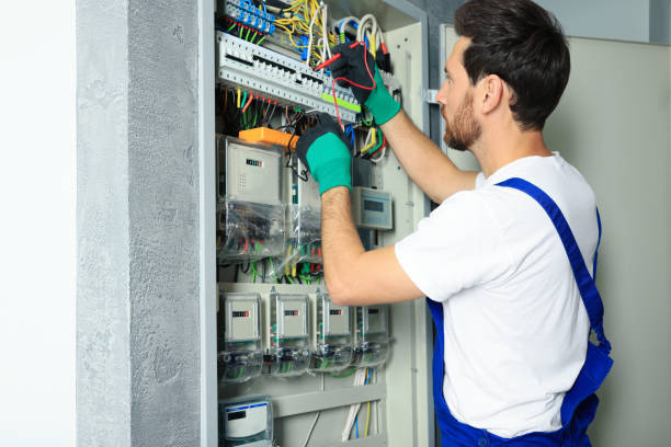 Best Electrical Contractors for Businesses  in De Leon Springs, FL